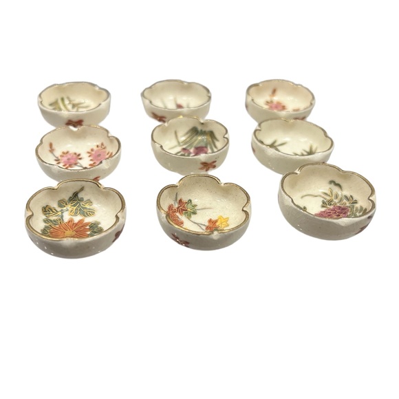 ANTIQUE JAPANESE SATSUMA POTTERY FLORAL MINI CUPS - SET OF 9 - Picture 6 of 14